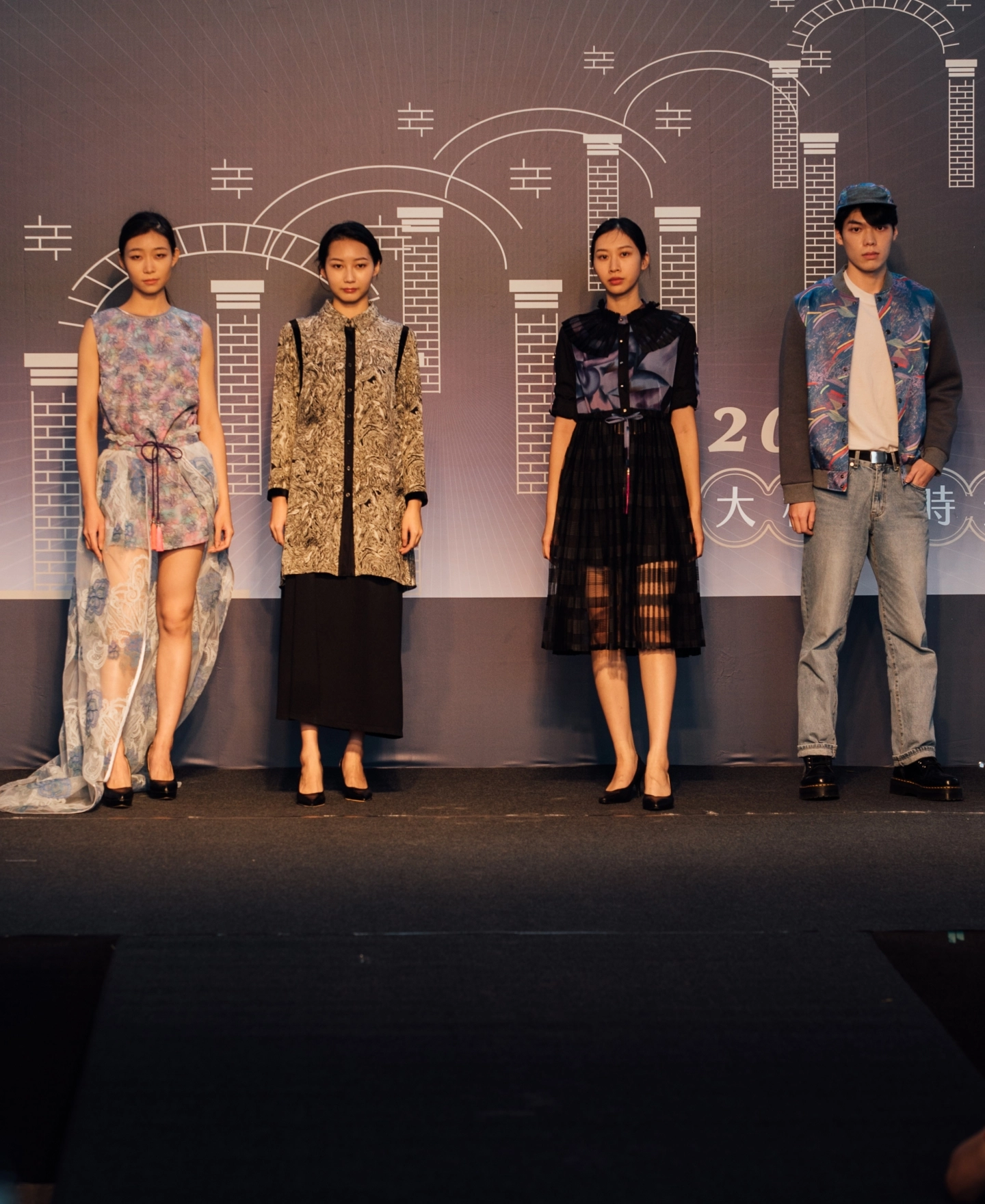 ｜Taipei Tsai Hsueh-Ni Charity Foundation x Taipei Dadaocheng Creative District Development Association ｜Taipei Dadaocheng Autumn Harvest Festival – Invited to the Cheongsam Transformation Fashion Show